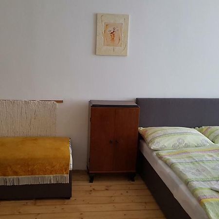Apartmany Racianska Братислава Екстериор снимка