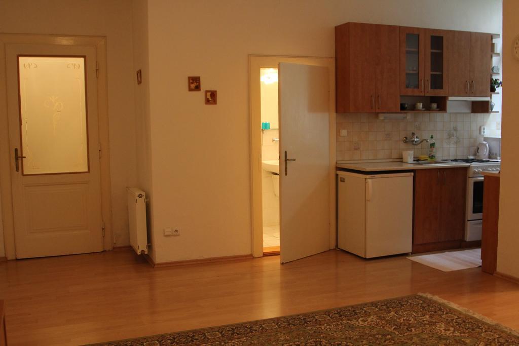 Apartmany Racianska Братислава Стая снимка