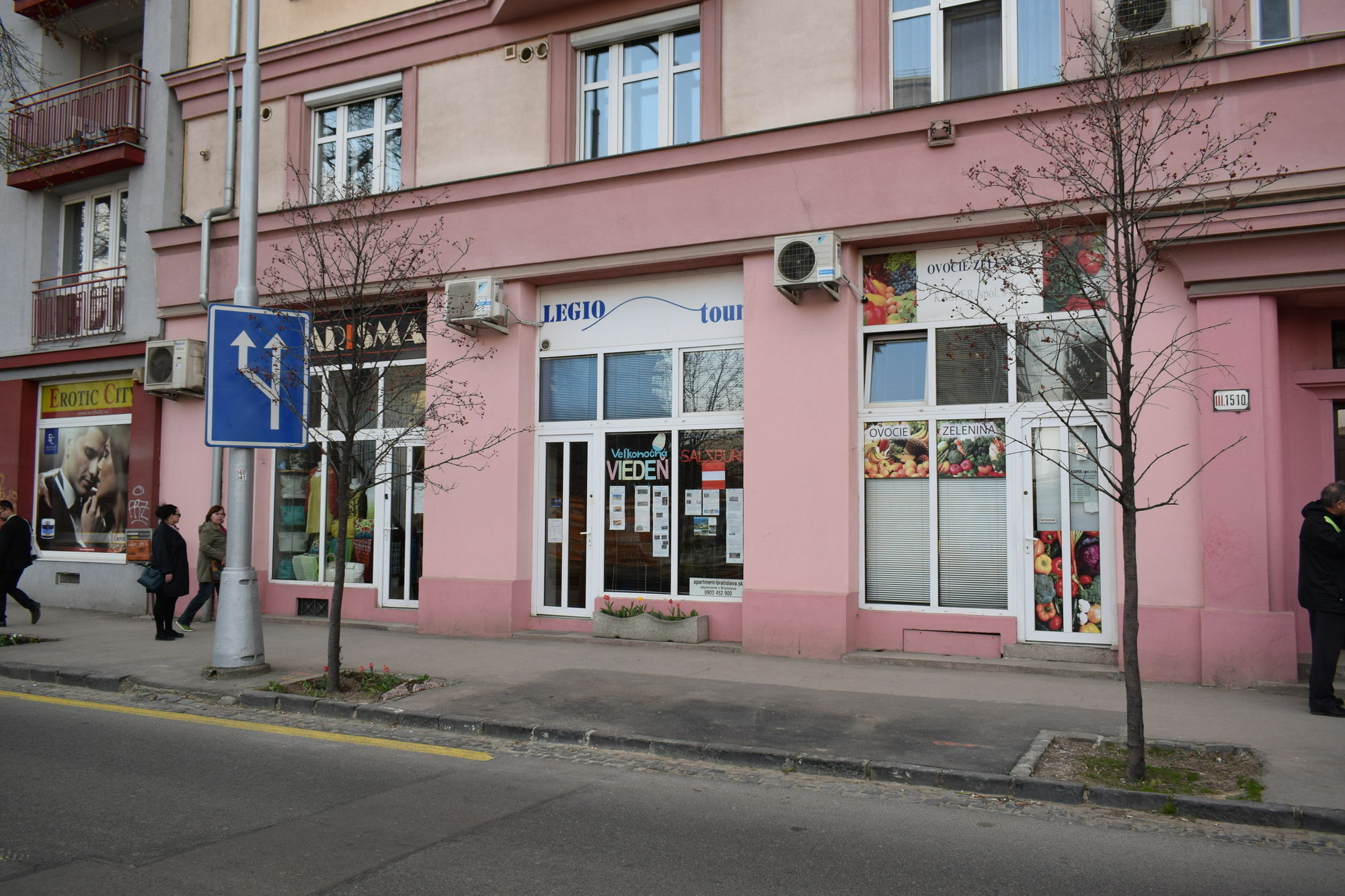 Apartmany Racianska Братислава Екстериор снимка