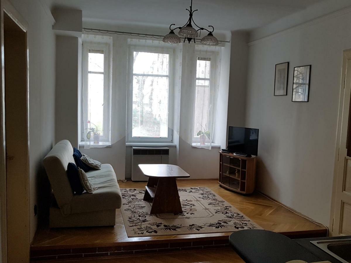 Apartmany Racianska Братислава Екстериор снимка