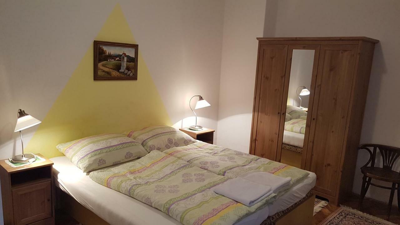 Apartmany Racianska Братислава Екстериор снимка